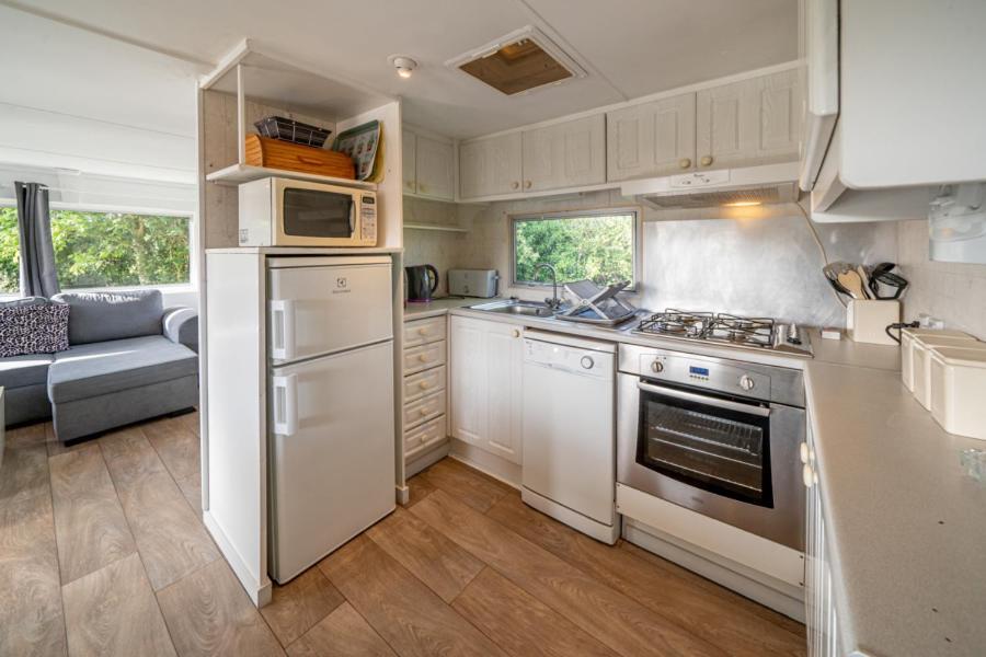 Gites Le Bois Berranger Saint-Urbain  Quarto foto
